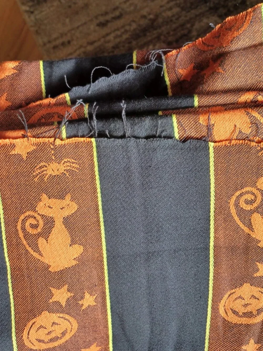 Halloween Fabric 8 yds QUALITY Pumpkins Black Cats Spiders 8 YARDS